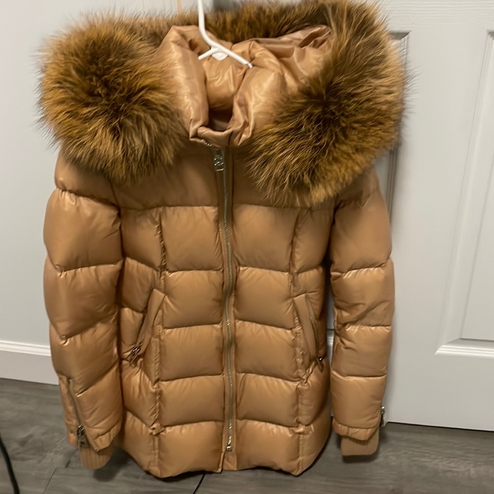 Series by Nicole Benisti NWT sz XS ( worn once -real fox fur)  -Caramel/🥂 color